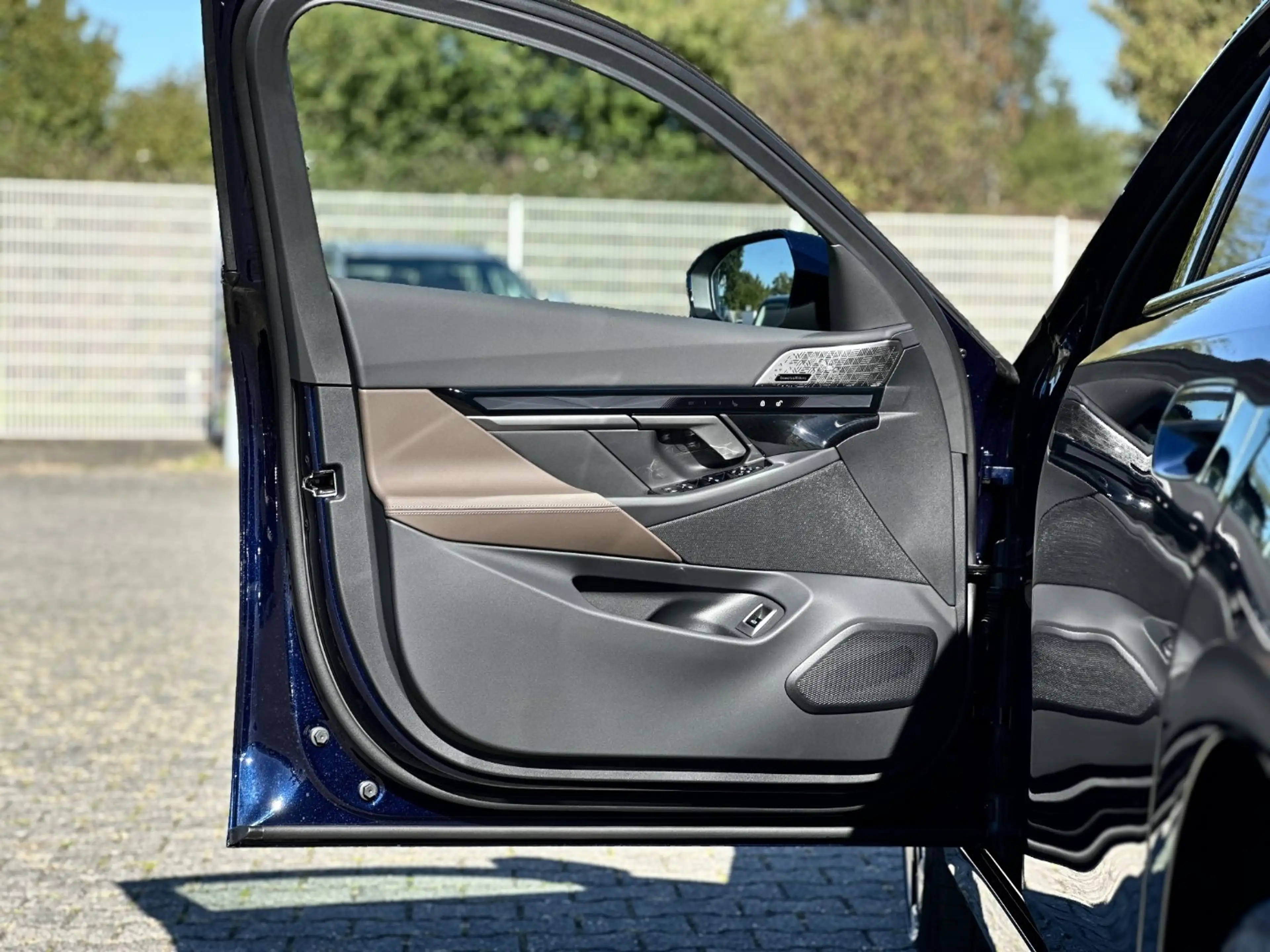 BMW 550 e xDrive Limousine M Sport Pro Head-Up DAB — photo 9