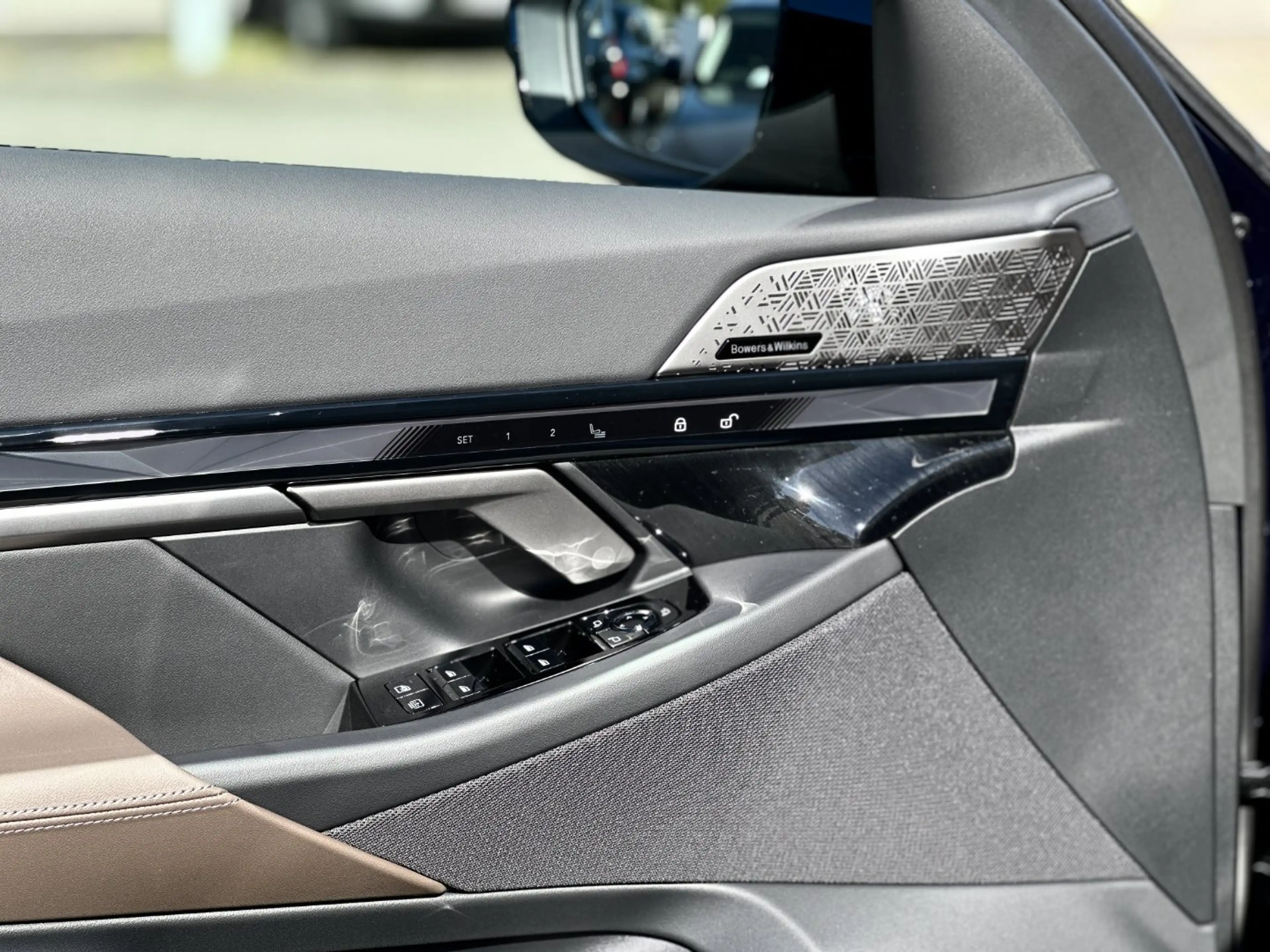 BMW 550 e xDrive Limousine M Sport Pro Head-Up DAB — photo 13