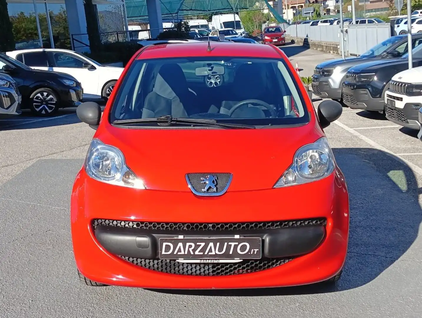 Peugeot 107 1.0 68CV 5p. Desir Rojo - 2