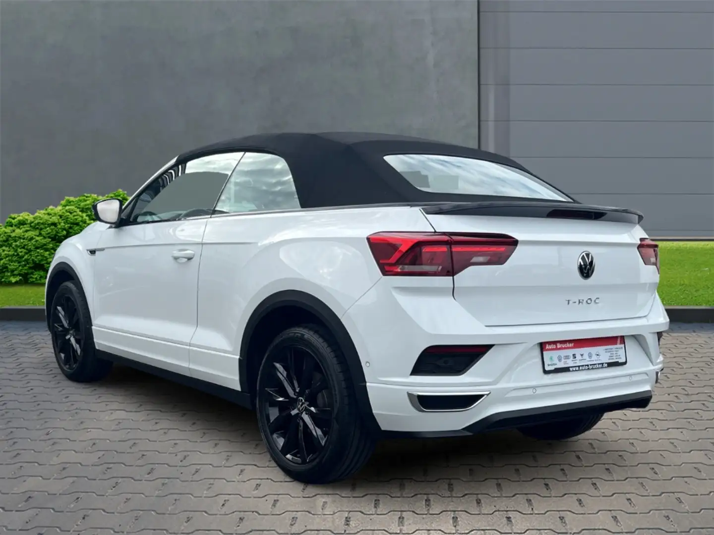 Volkswagen T-Roc Cabriolet R-Line 1.5 TSI+Navi+Sportfahrwerk+Kamera Wit - 2