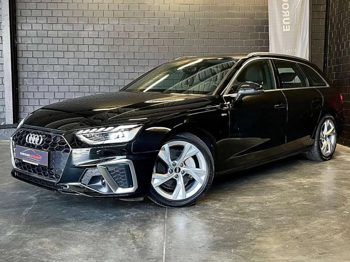 Audi A4 Avant 40 TFSI 204CV S-Line Plus S Tronic Noir - 1