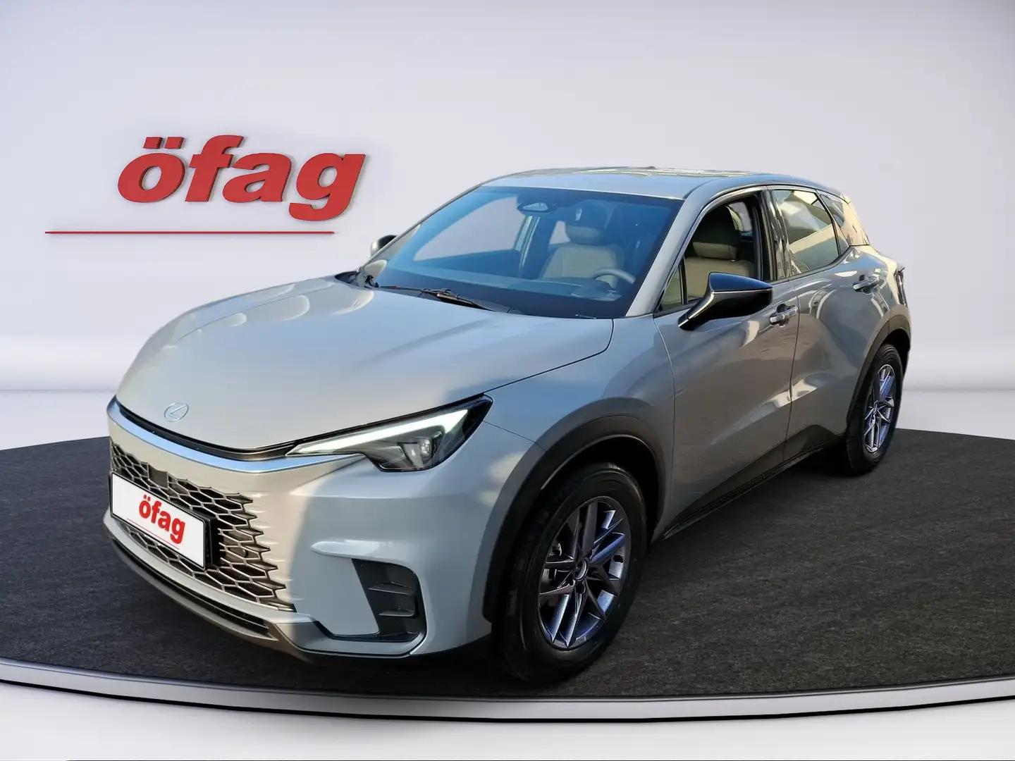 Lexus LBX 1.5 HEV 1.4kWh Basis Aut. Weiß - 2