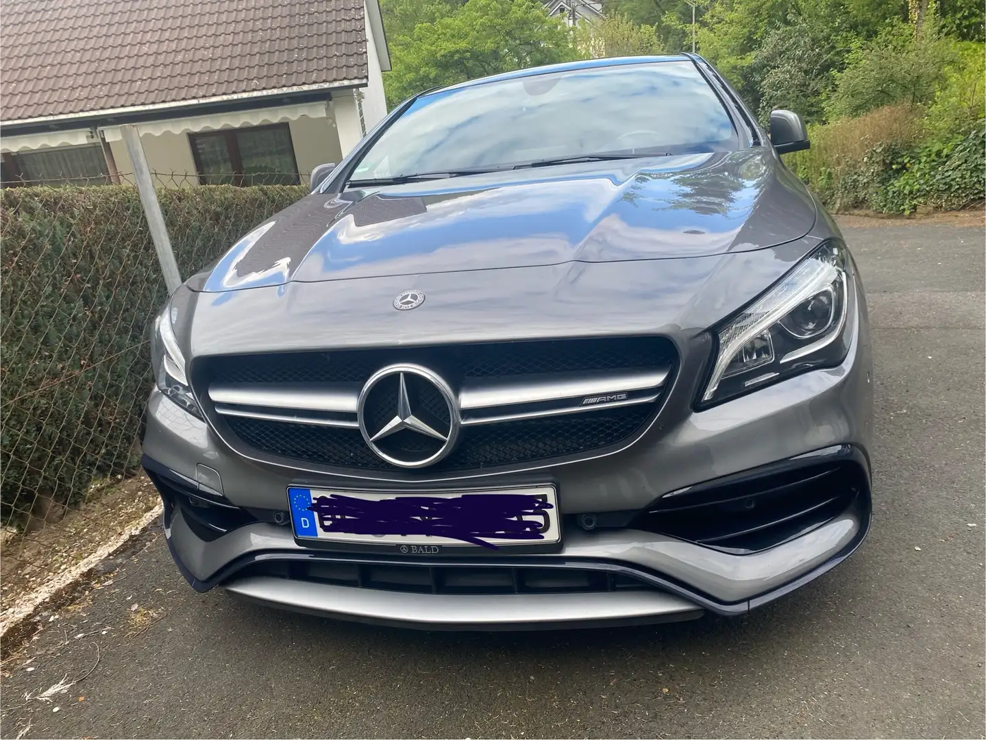 Mercedes-Benz CLA 45 AMG AMG CLA 45 4Matic AMG Grau - 2