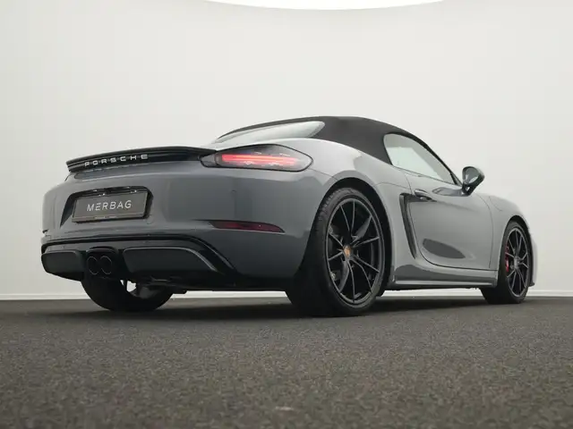 Porsche 718 Boxster view 11