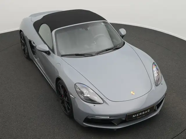 Porsche 718 Boxster view 12