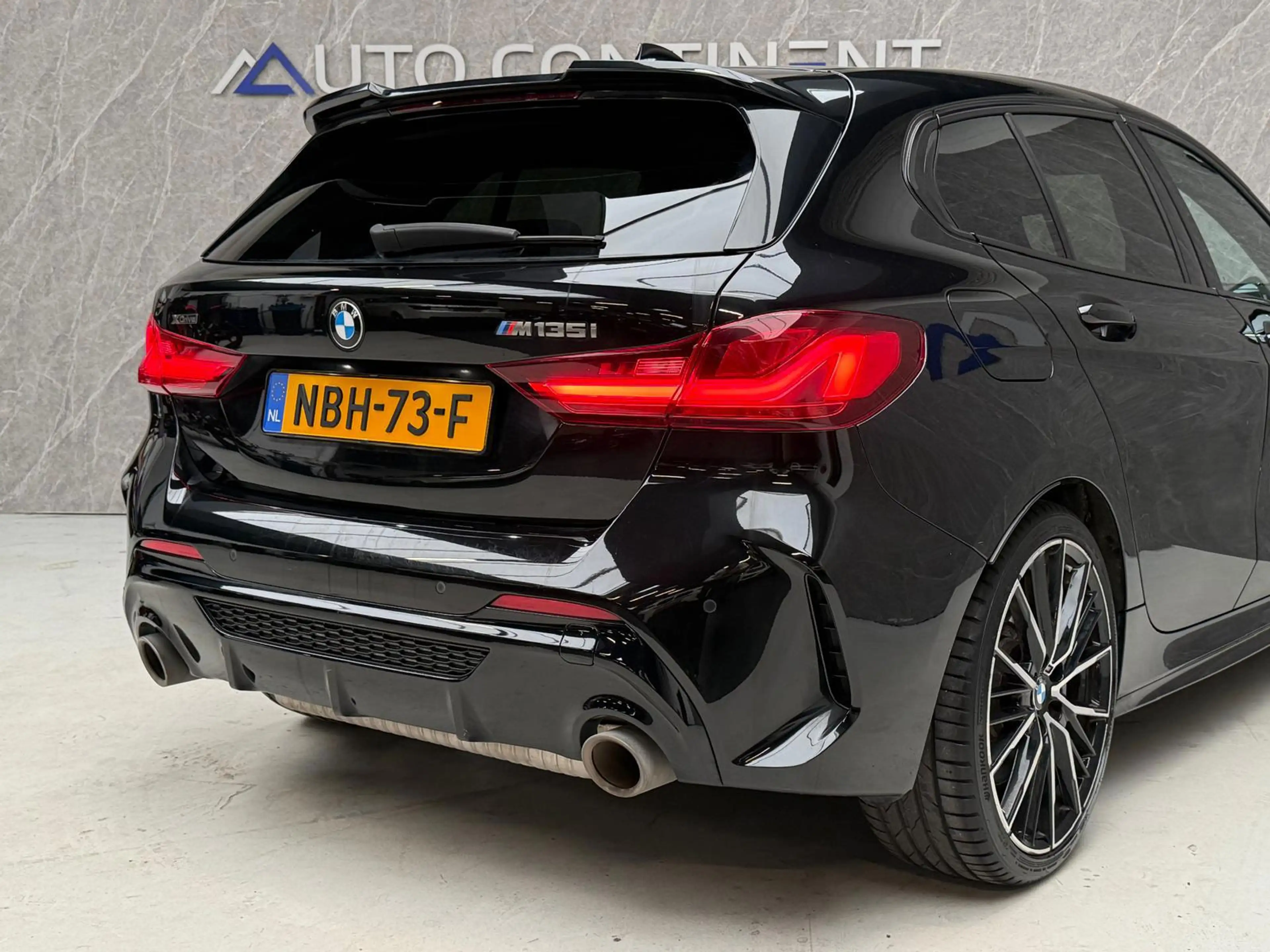 BMW 135 1-serie M135i xDrive 306 PK High Executive / APK — photo 6
