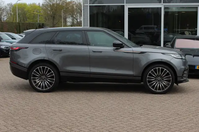 Land Rover Range Rover Velar view 5