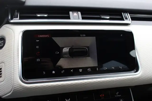 Land Rover Range Rover Velar view 21