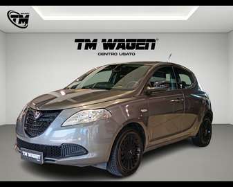 1.2 69 CV 5 porte Elefantino 2015 *NEOPATENTATI*