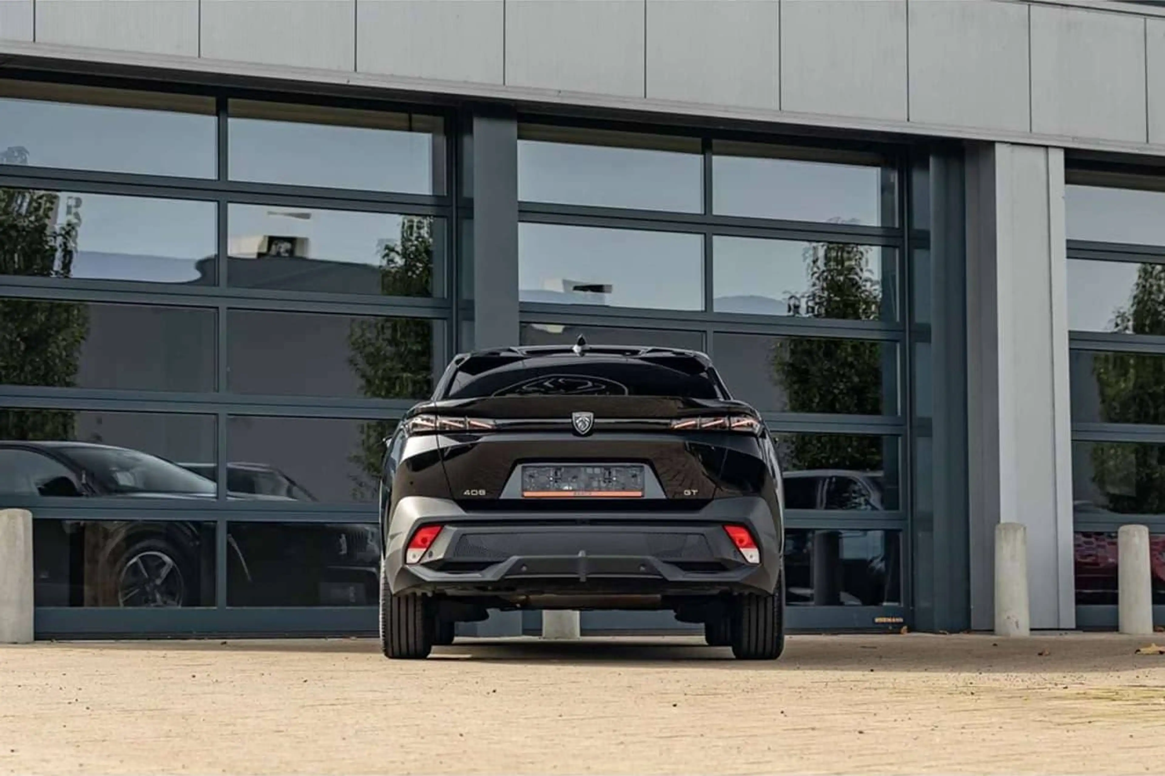 Peugeot 408 GT | Hybrid 136 PK | 360° Camera | Navi | Elekt... — photo 4