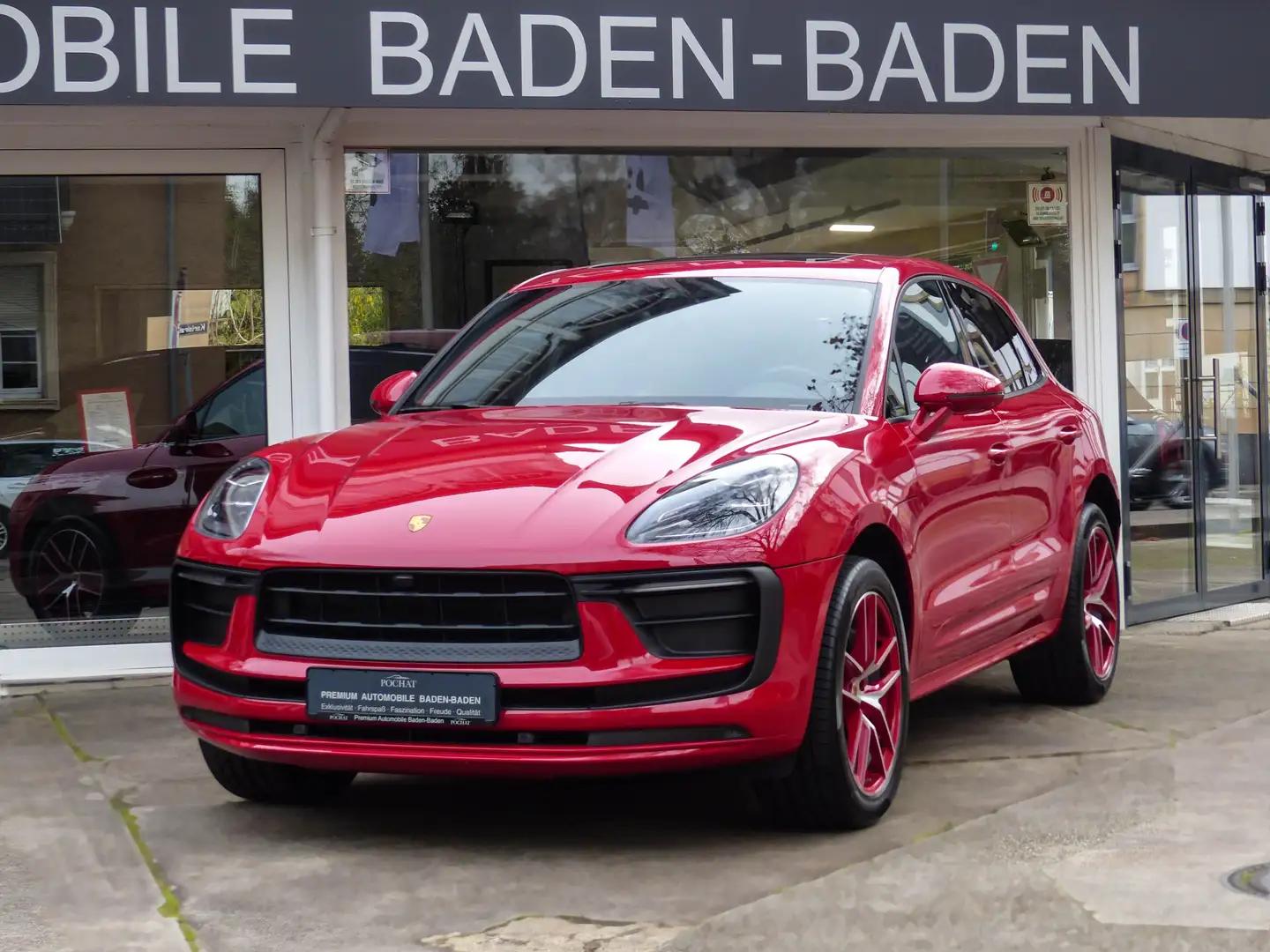 Porsche Macan Exclusive*Panorama*PDLS+*20Zoll*Leder*1.Hd Rosso - 2