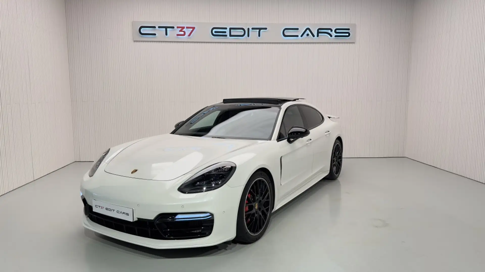 Porsche Panamera Turbo Aut. Wit - 2
