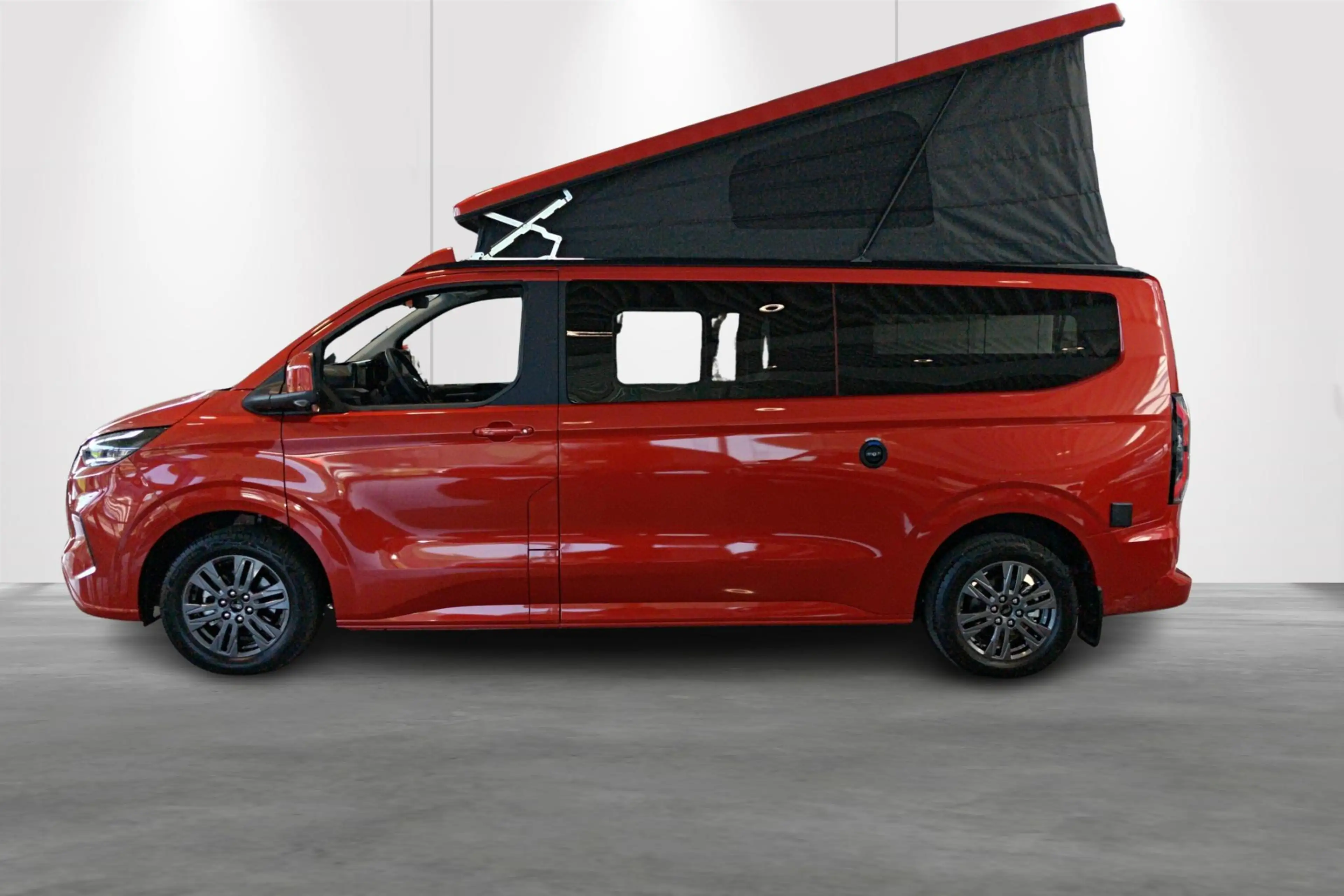 Ford Nugget Plus Titanium 2.0 170pk automaat — photo 4