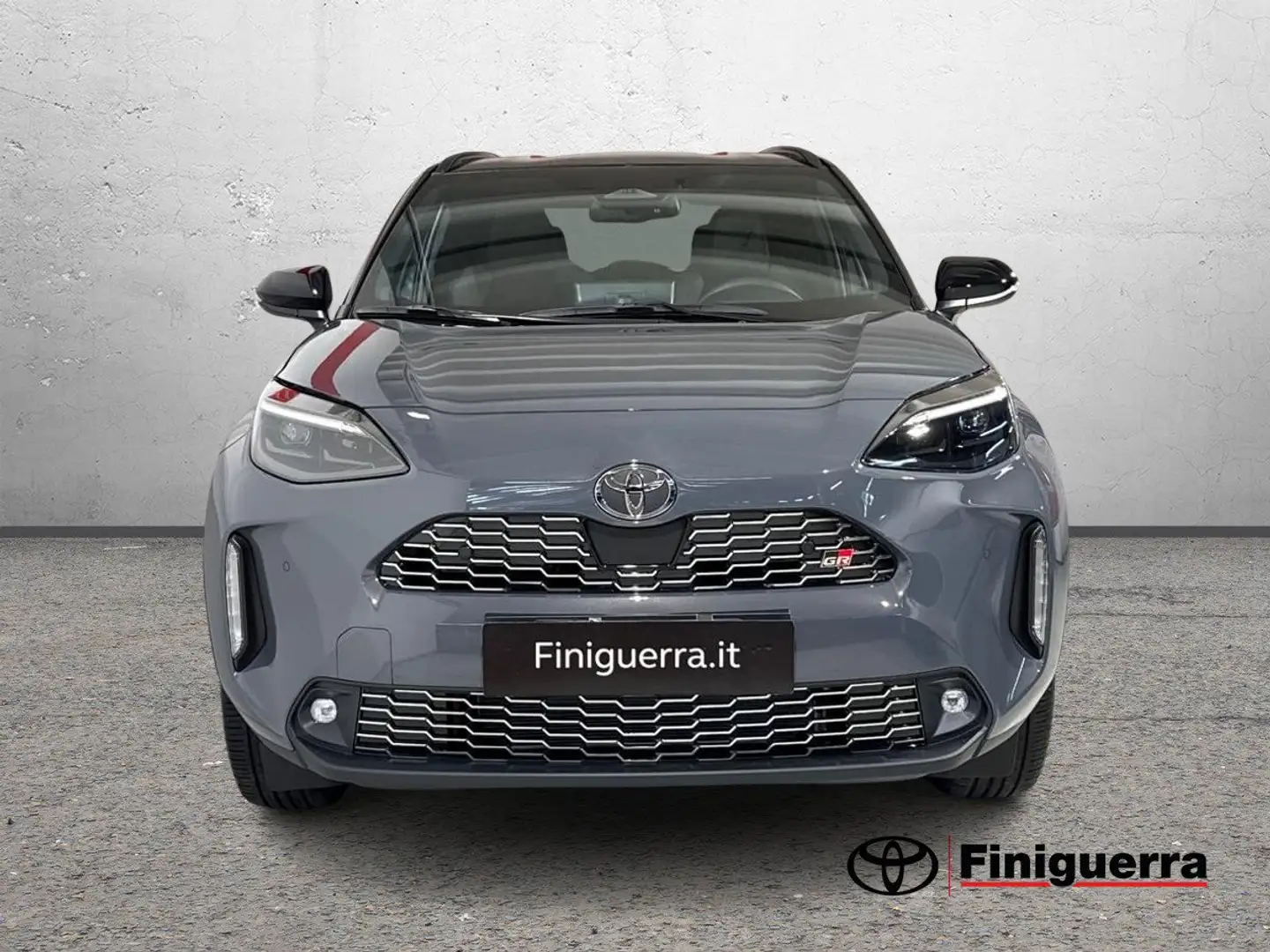 Toyota Yaris Cross 1.5 Hybrid 130 CV 5p.E-CVT GR SPORT Gris - 2