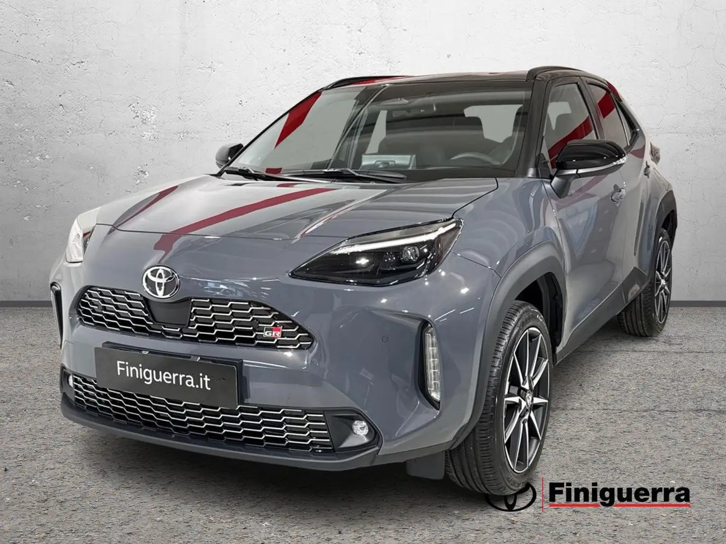Toyota Yaris Cross 1.5 Hybrid 130 CV 5p.E-CVT GR SPORT Gris - 1