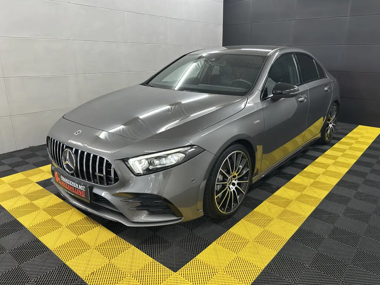Mercedes-Benz A 35 AMG