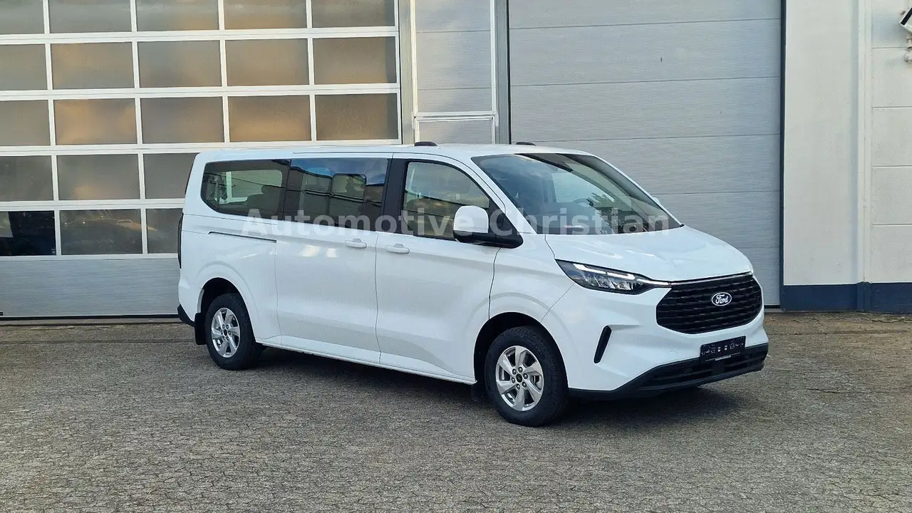 Ford Tourneo Custom