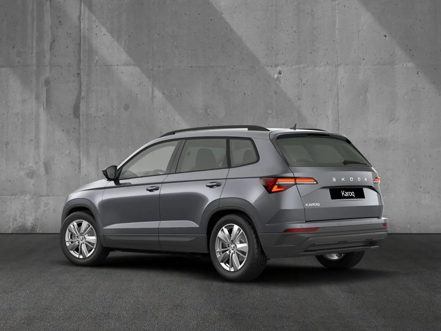 Skoda Karoq 1.5 TSI DSG SELECTION *AHK*NAVI*ACC*R.KAM* Klima Grau - 2