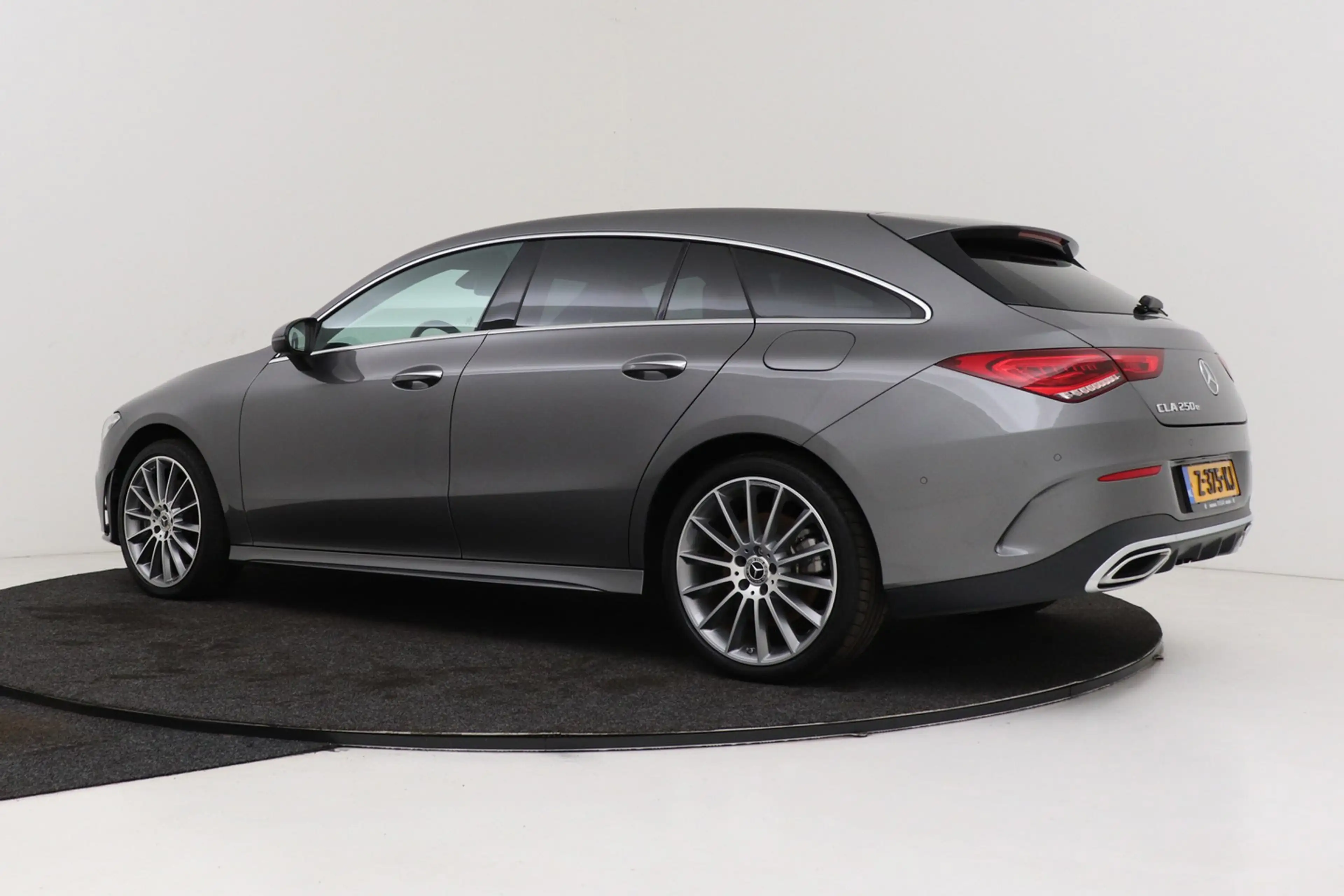Mercedes-Benz CLA 250 Shooting Brake e AMG Line | Sfeerverlichting | Wid — photo 6