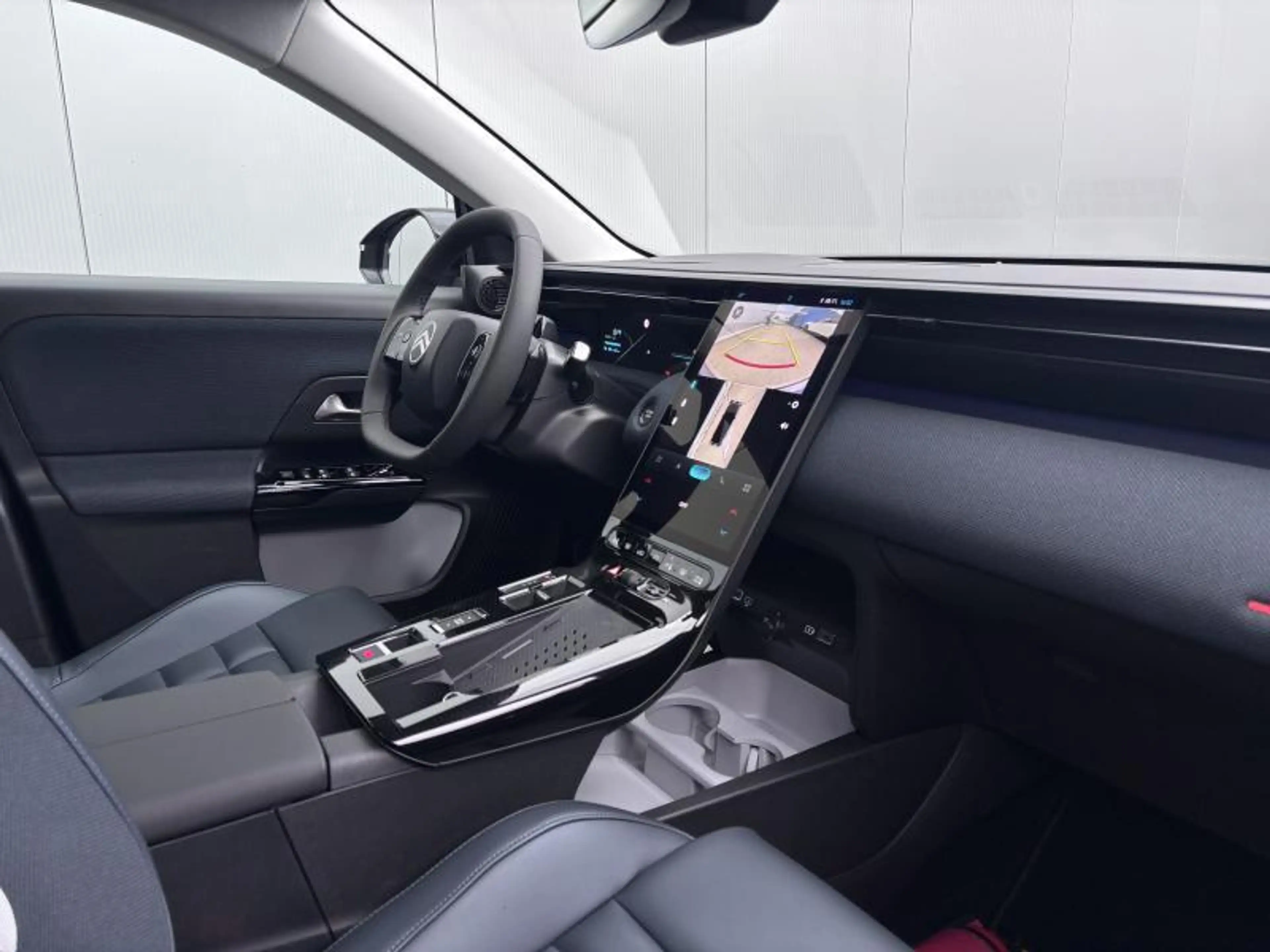 Citroen C5 Aircross Electrique Max — photo 9