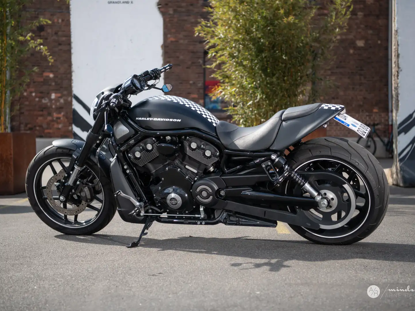 Harley-Davidson V-Rod Night Rod Special Black - 2