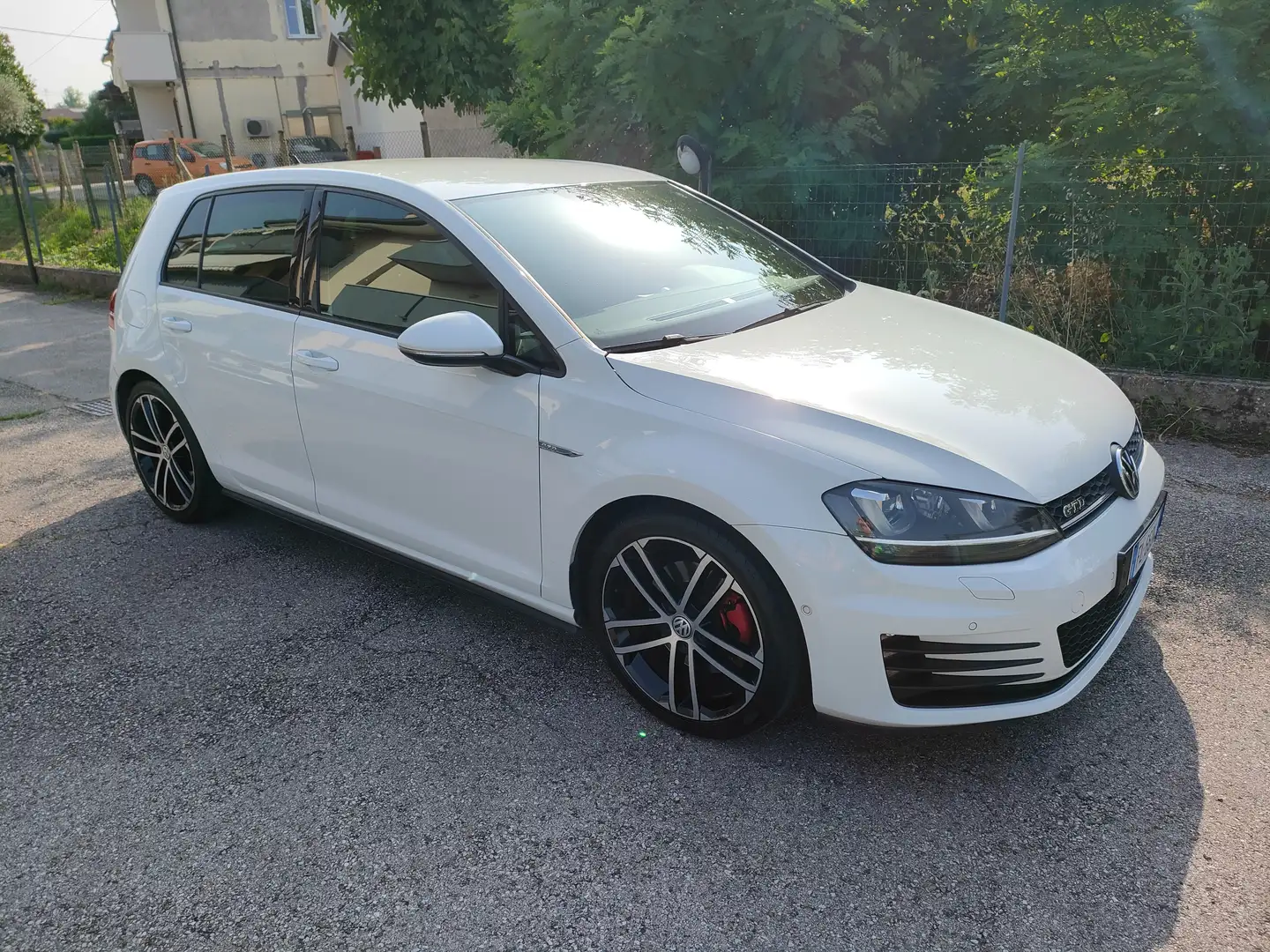 Volkswagen Golf GTD Sport & Sound Bianco - 2