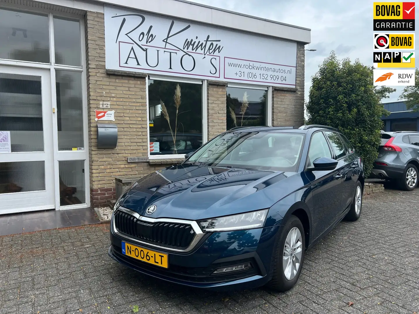 Skoda Octavia Combi 1.0 e-TSI Business Edition Automaat Blauw - 1