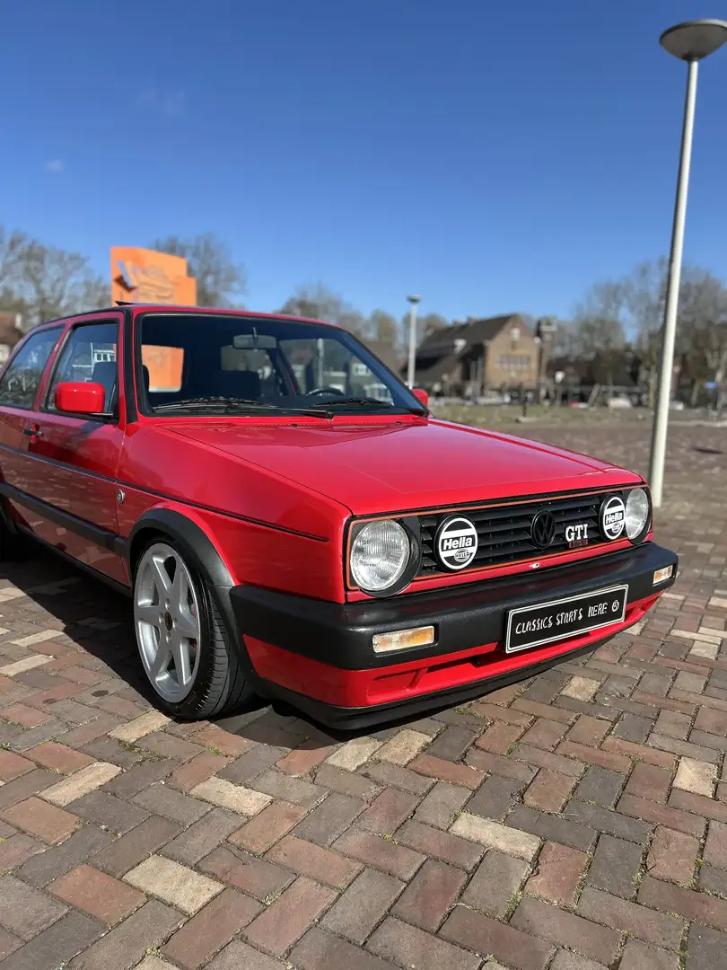Volkswagen Golf GTI 16V 2.0L - 1