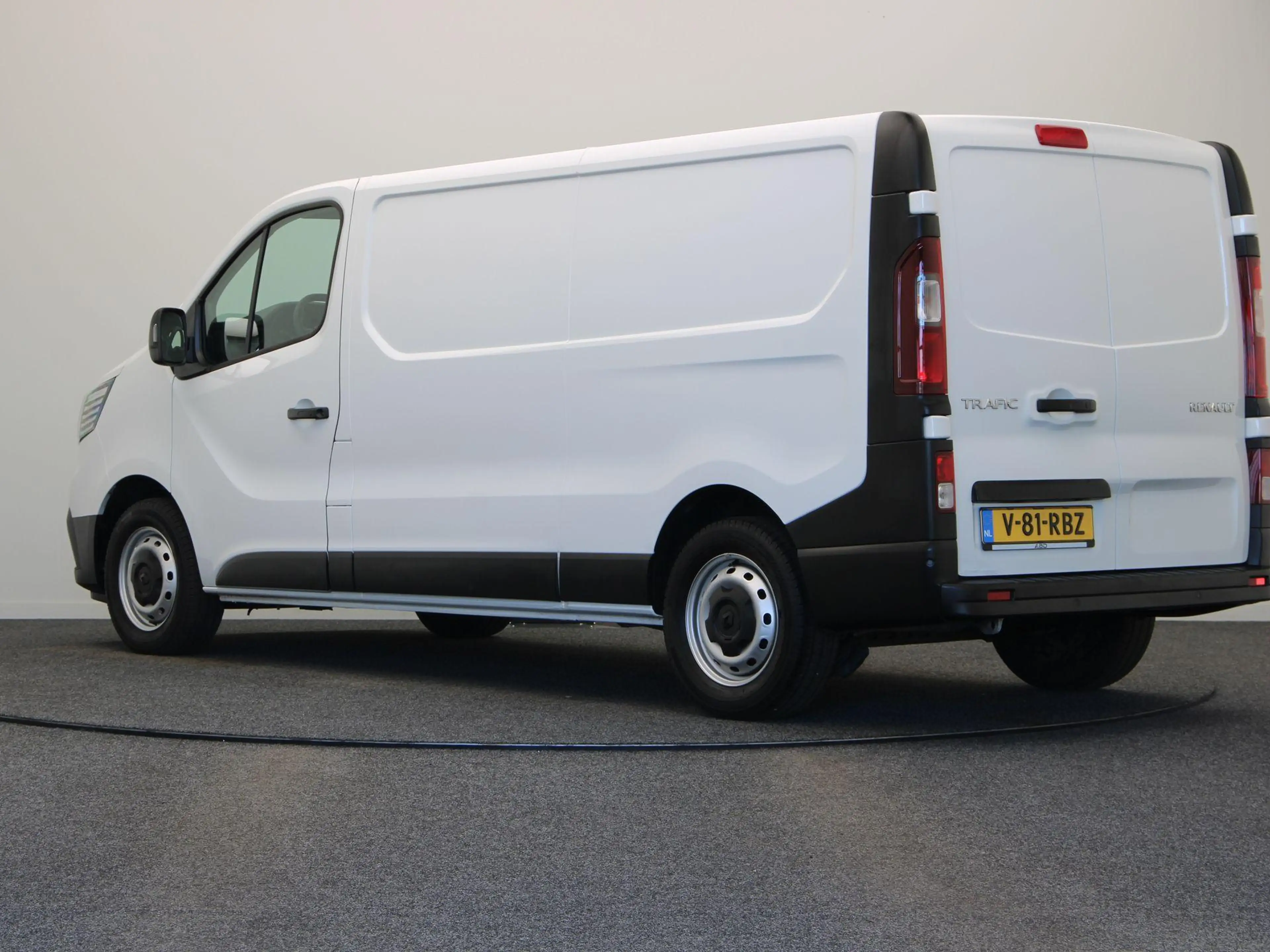 Renault Trafic 2.0 dCi 110pk T30 L2H1 Comfort | Parkeersensoren | — photo 2