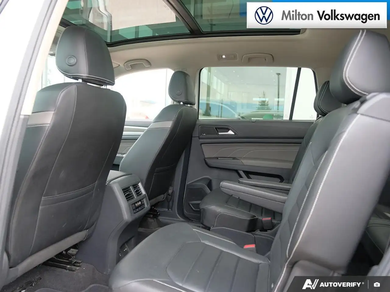 Volkswagen Atlas снимка Volkswagen Atlas
