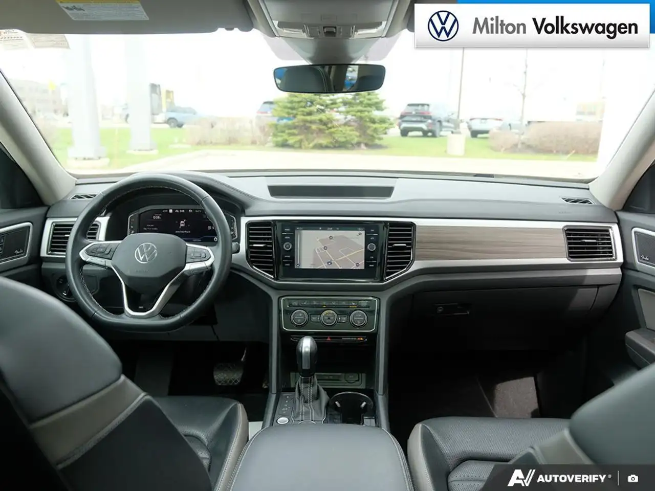 Volkswagen Atlas снимка Volkswagen Atlas
