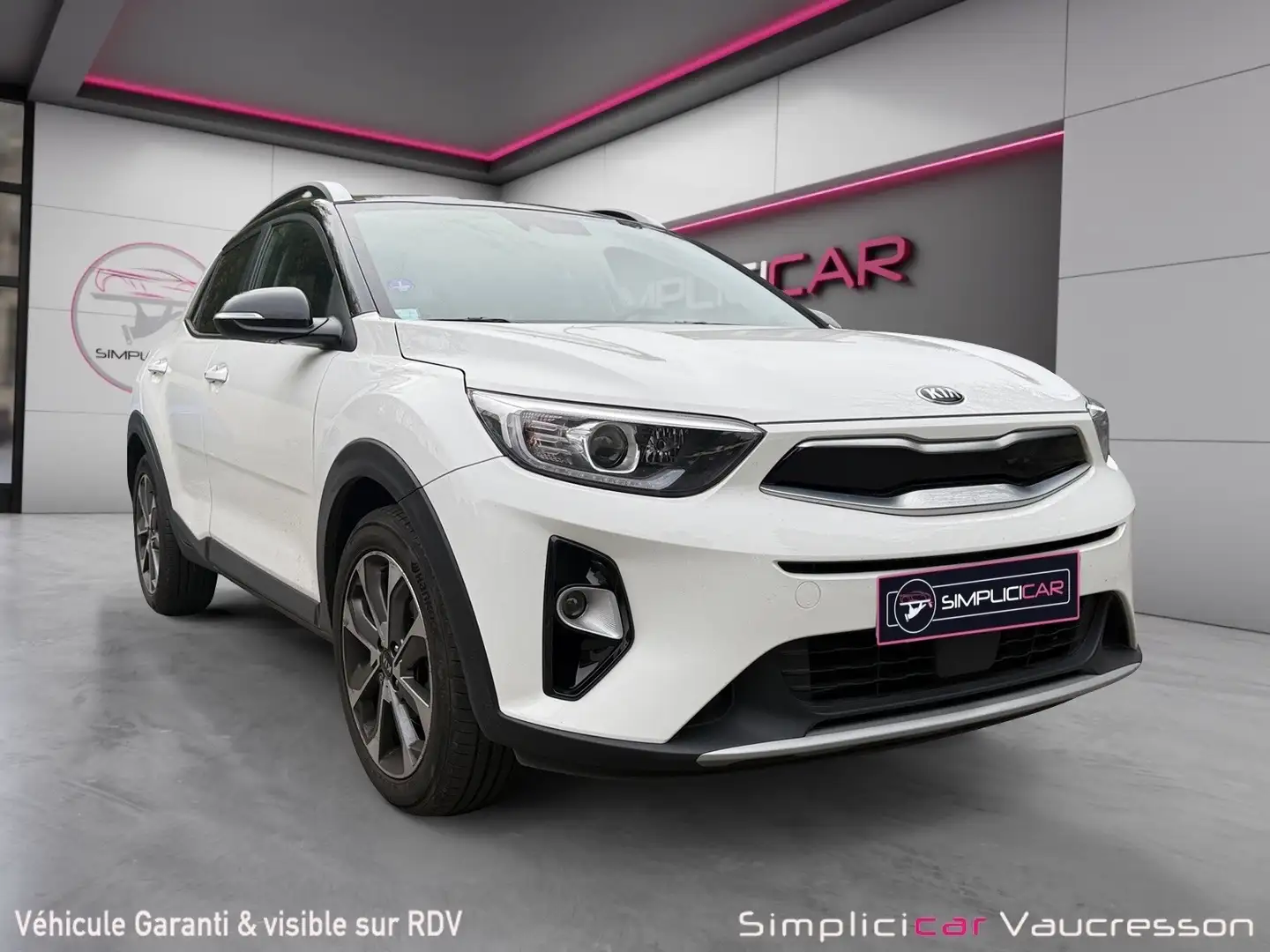 Kia Stonic Premium Bílá - 1