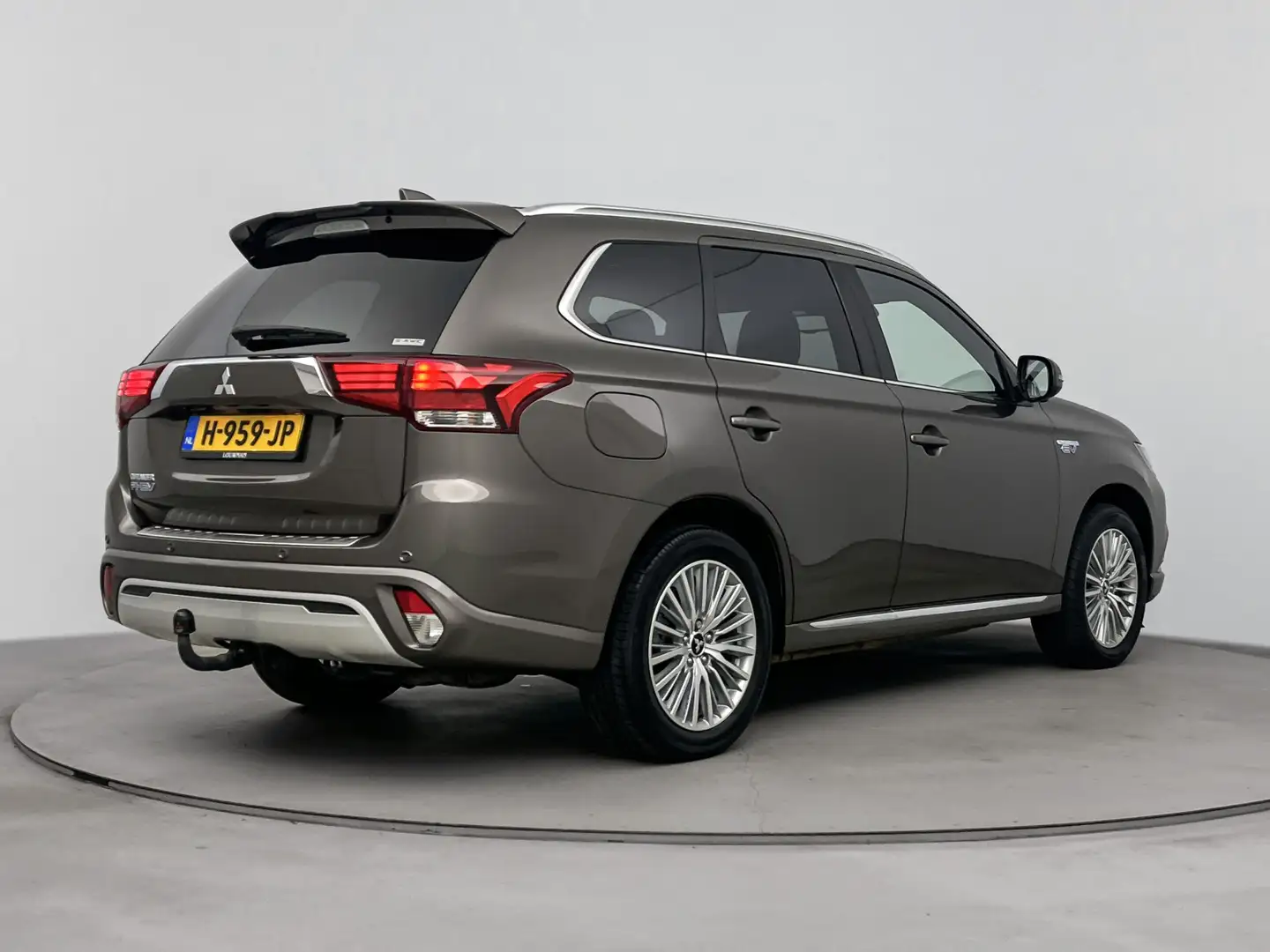 Mitsubishi Outlander 2.4 PHEV Instyle Marrone - 2
