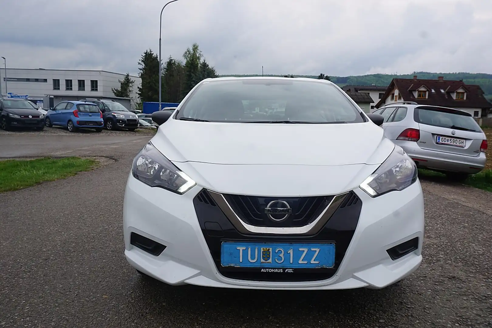 Nissan Micra 1,0 IG-T Visia Weiß - 1