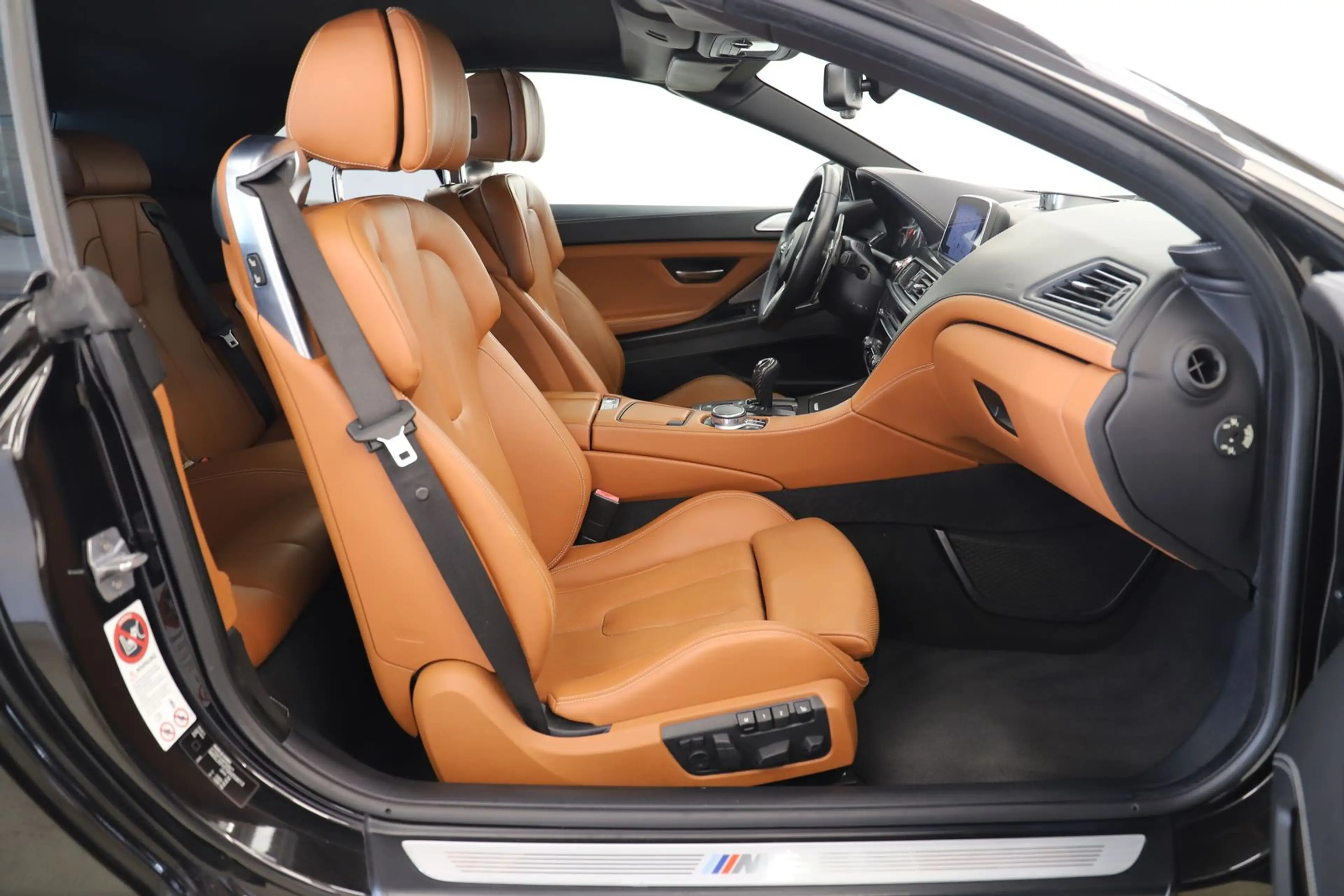 BMW M6 Cabrio Competition 4.4 700PS Keramik Deutsch — photo 13