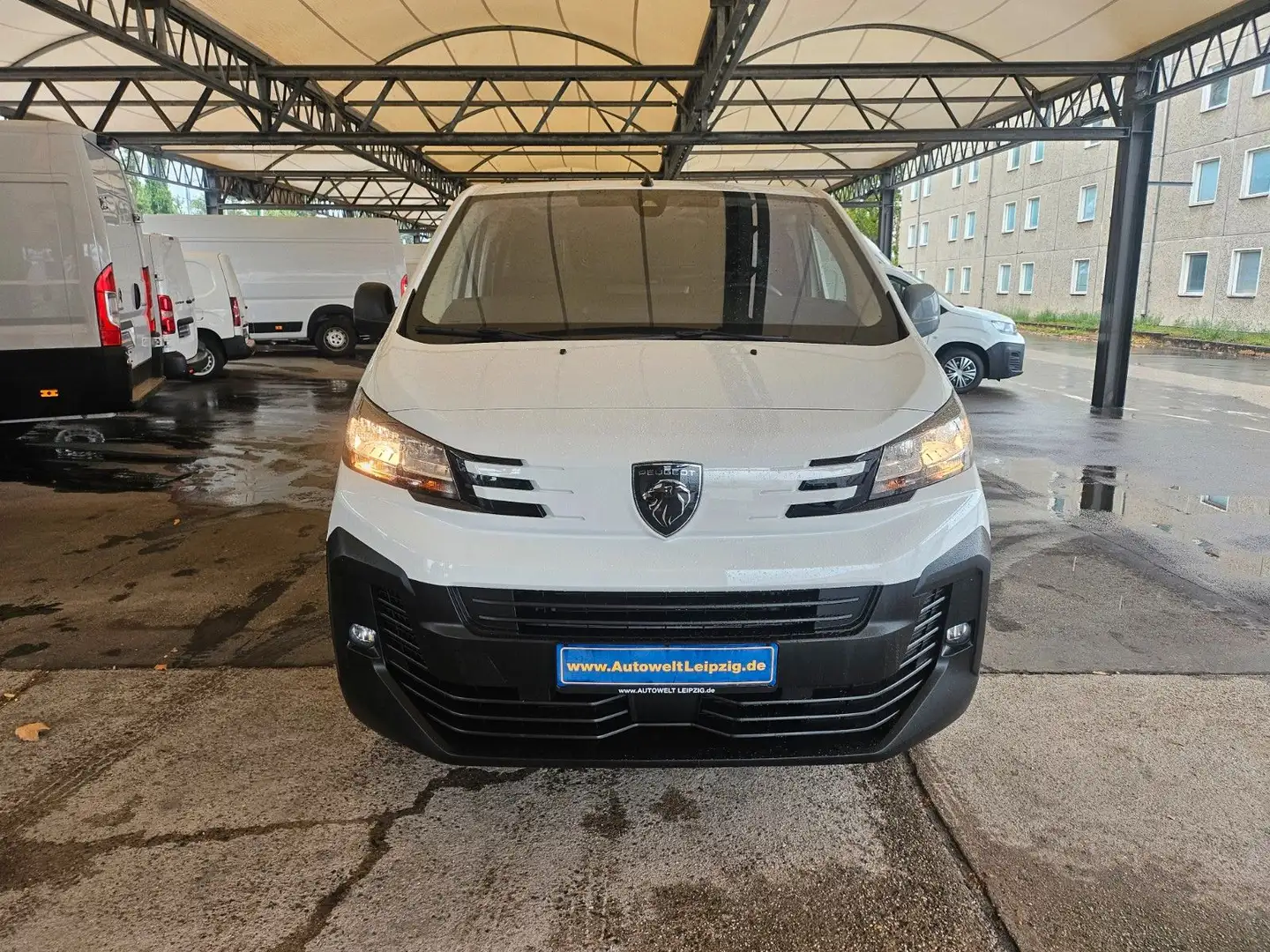 Peugeot Expert 2.0 HDI 145 EAT 8 L3 XL Kasten lang Autom Weiß - 2