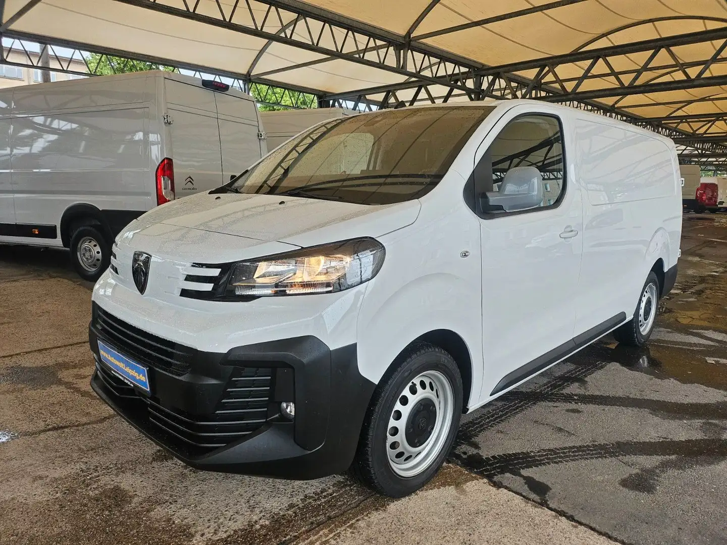 Peugeot Expert 2.0 HDI 145 EAT 8 L3 XL Kasten lang Autom Weiß - 1