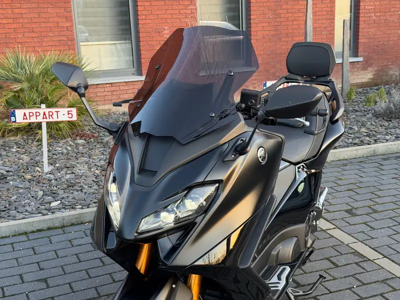 Yamaha TMAX 560 - foto 8