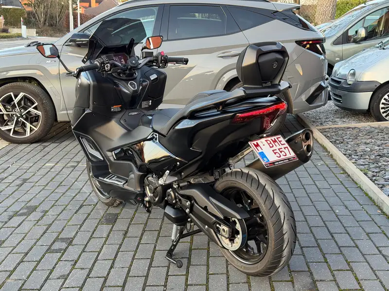 Yamaha TMAX 560 - foto 4