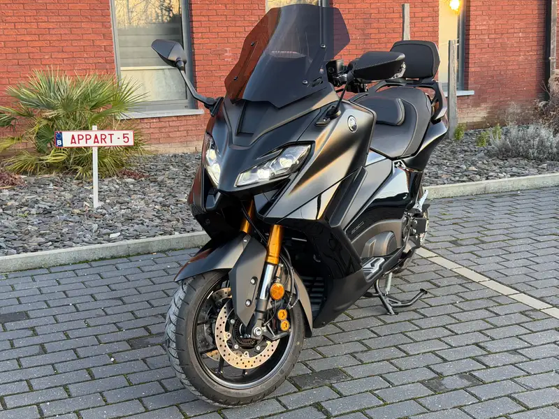Yamaha TMAX 560 - foto 2