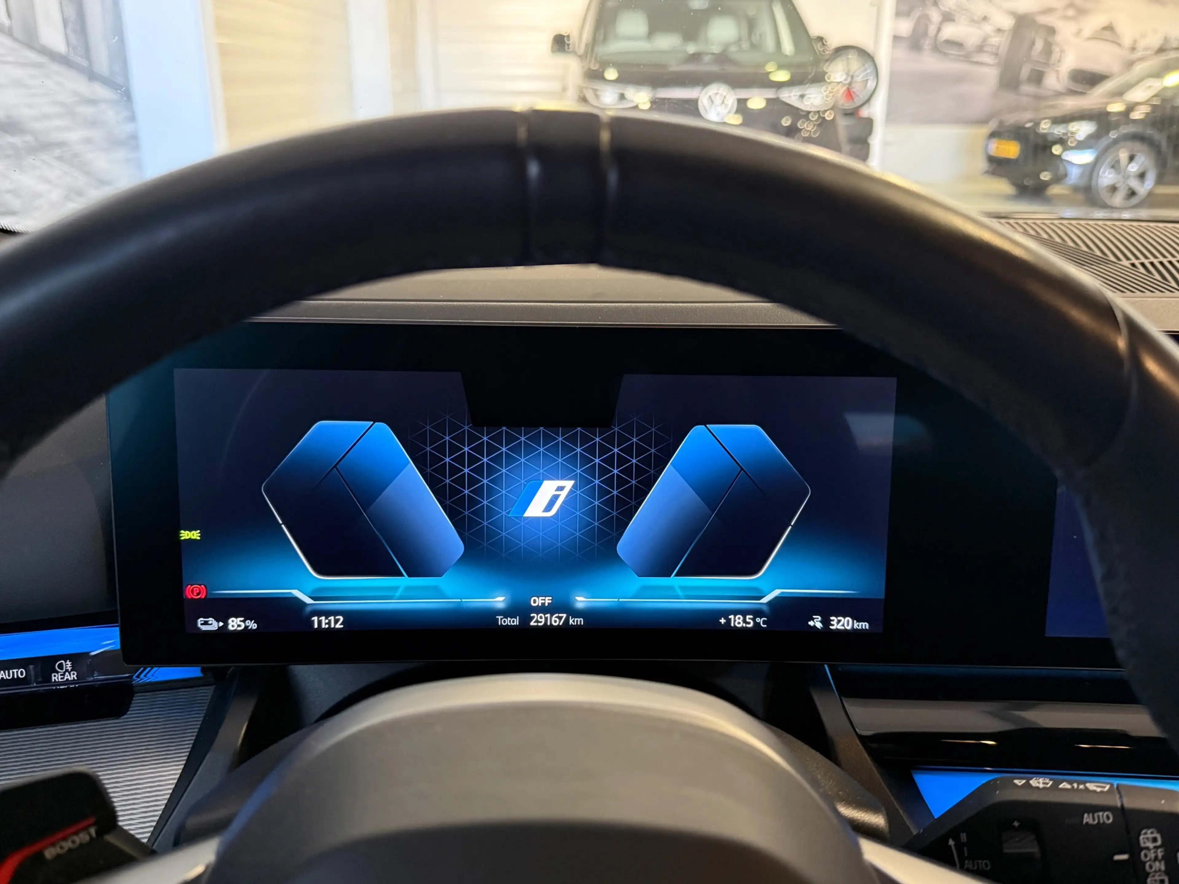 BMW i5 Touring EDrive40 M Sport Edition 84 kWh — photo 31