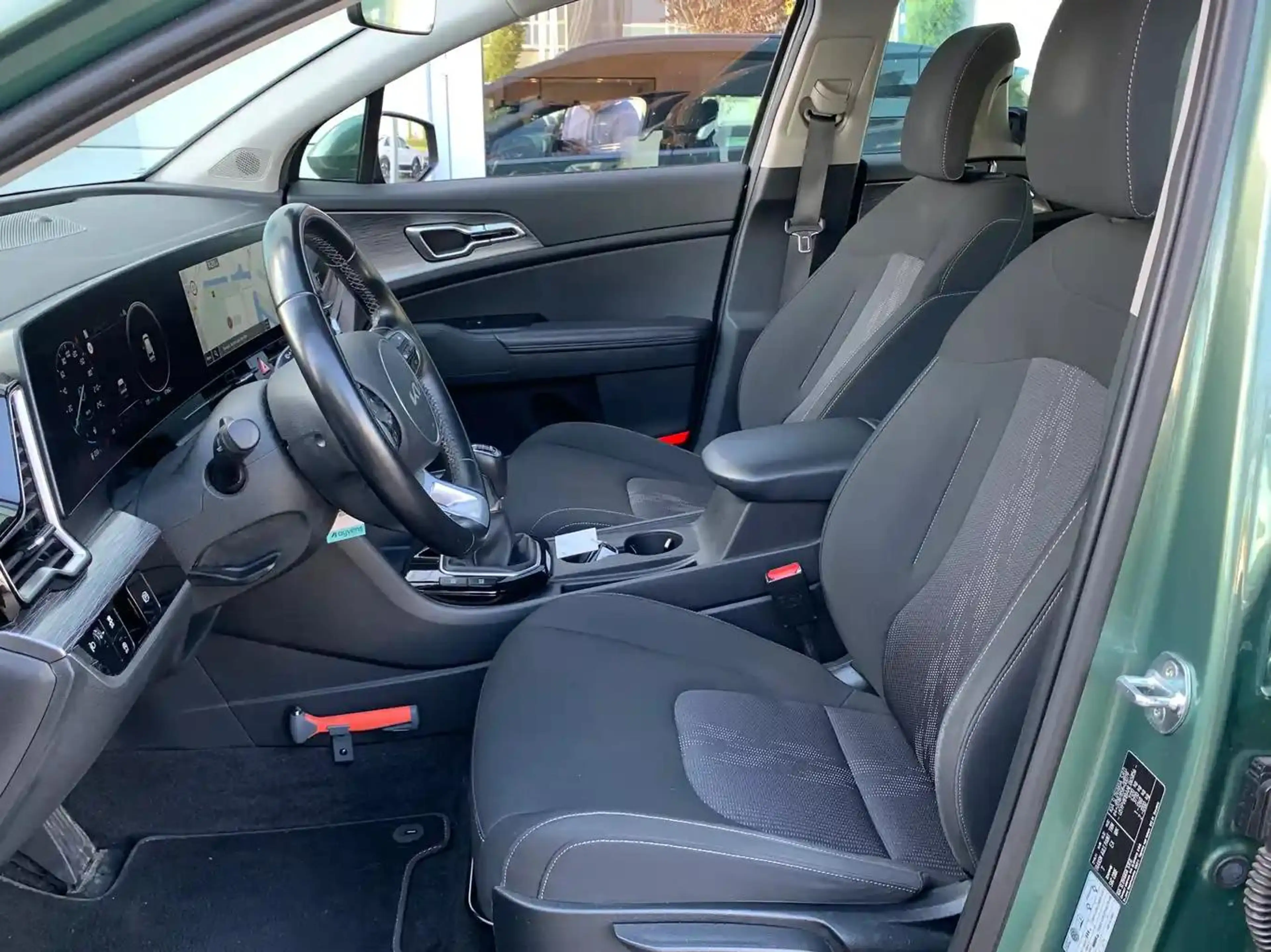 Kia Sportage 1.6 T-GDi MHEV DynamicLine | 1650 kg trekgewicht | — photo 9