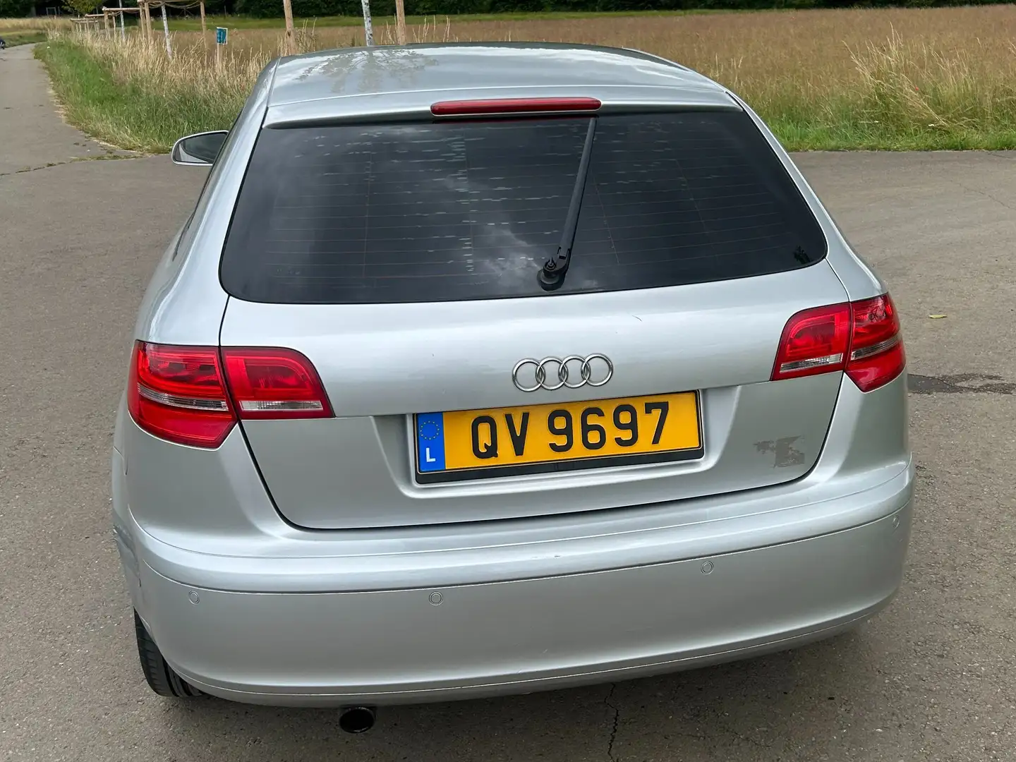 Audi A3 A3 1.6 FSI Sportback Attraction Argent - 2