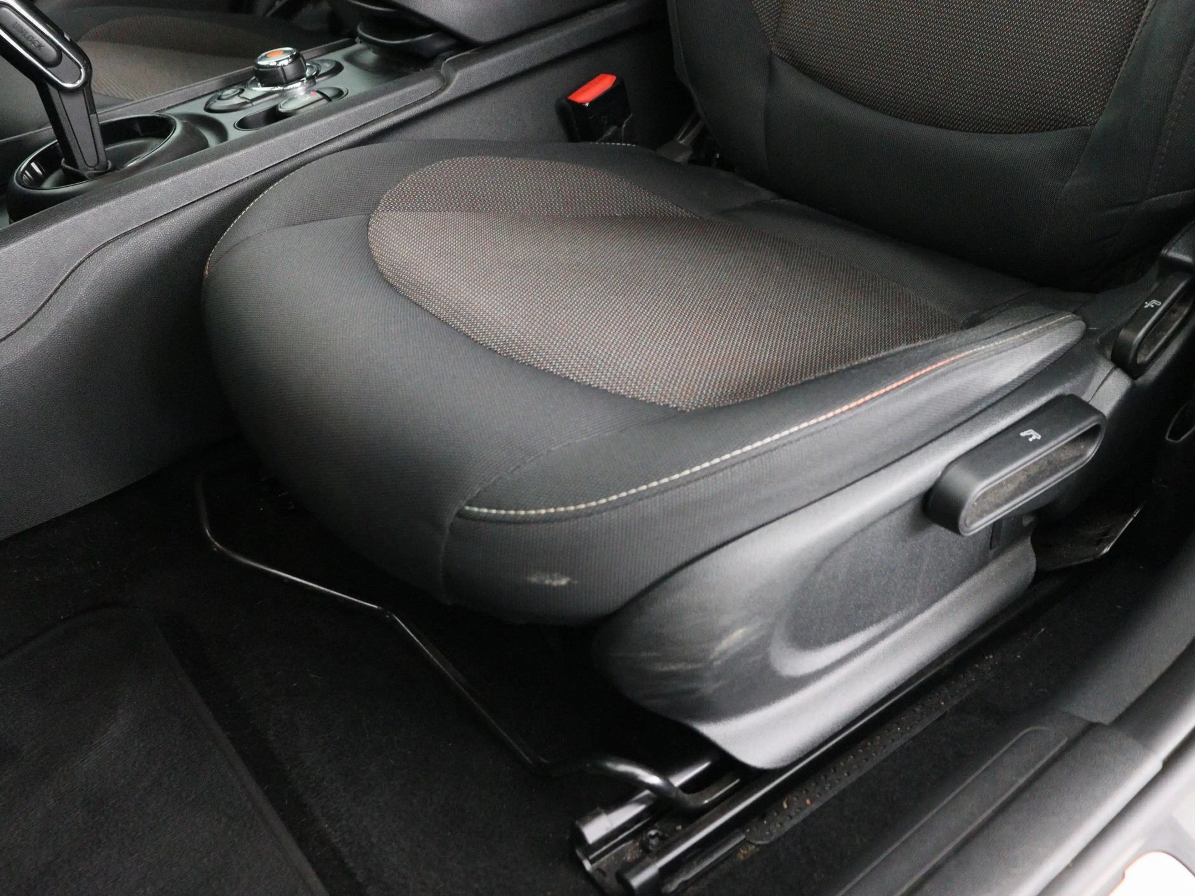 MINI Cooper Clubman Business Edition Aut. — photo 9