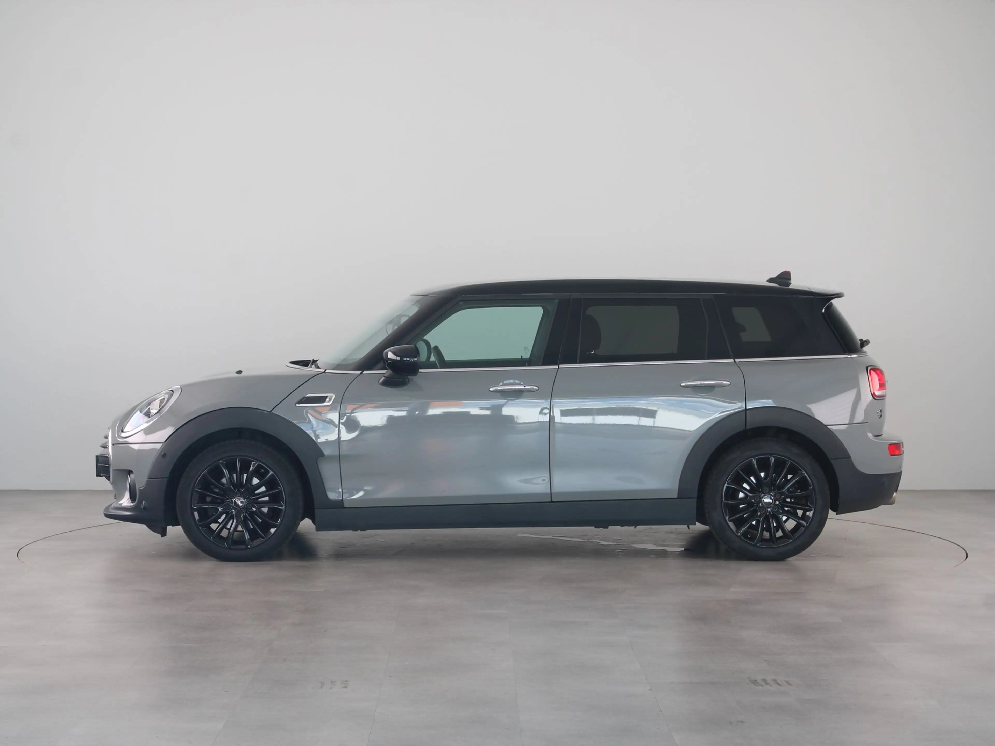 MINI Cooper Clubman Business Edition Aut. — photo 8