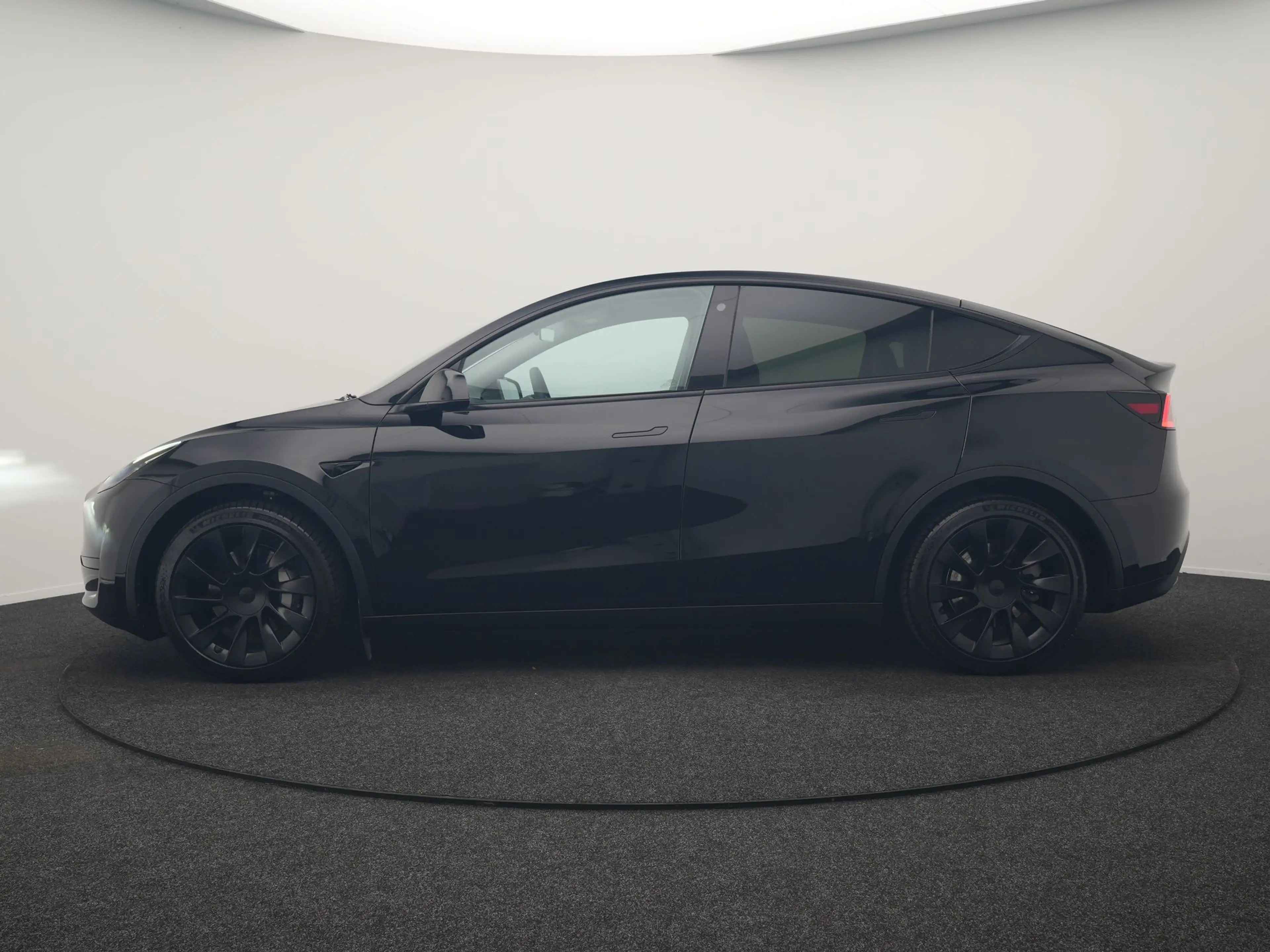 Tesla Model Y RWD 58 kWh 299pk Dealer O.H | Panodak | Full Self — photo 2