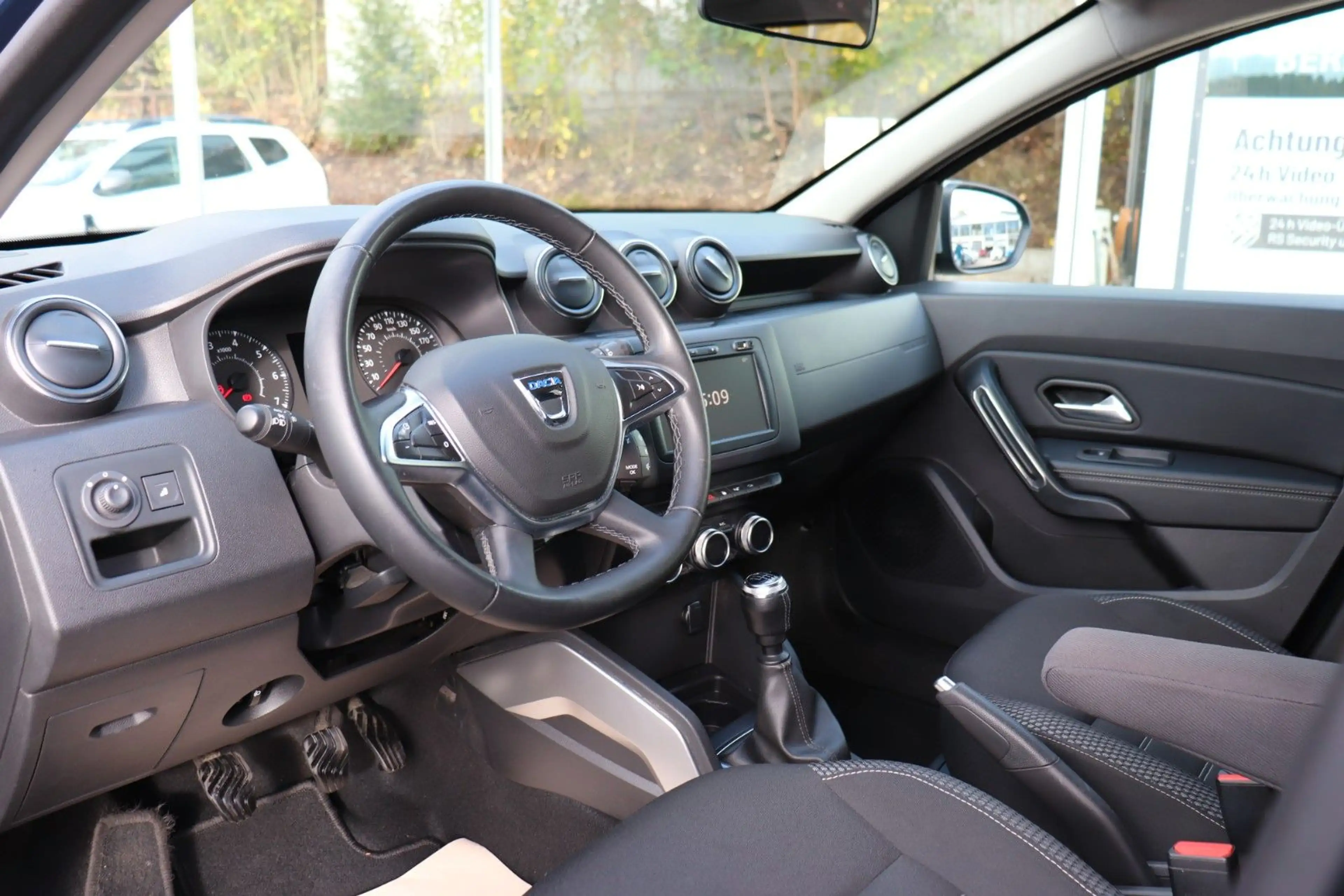 Dacia Duster II Adventure, 360° Kamera, AHK — photo 9