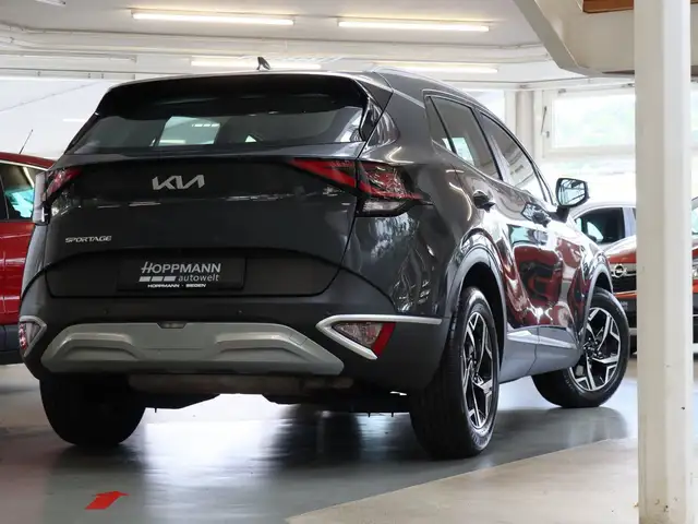 Kia Sportage view 2