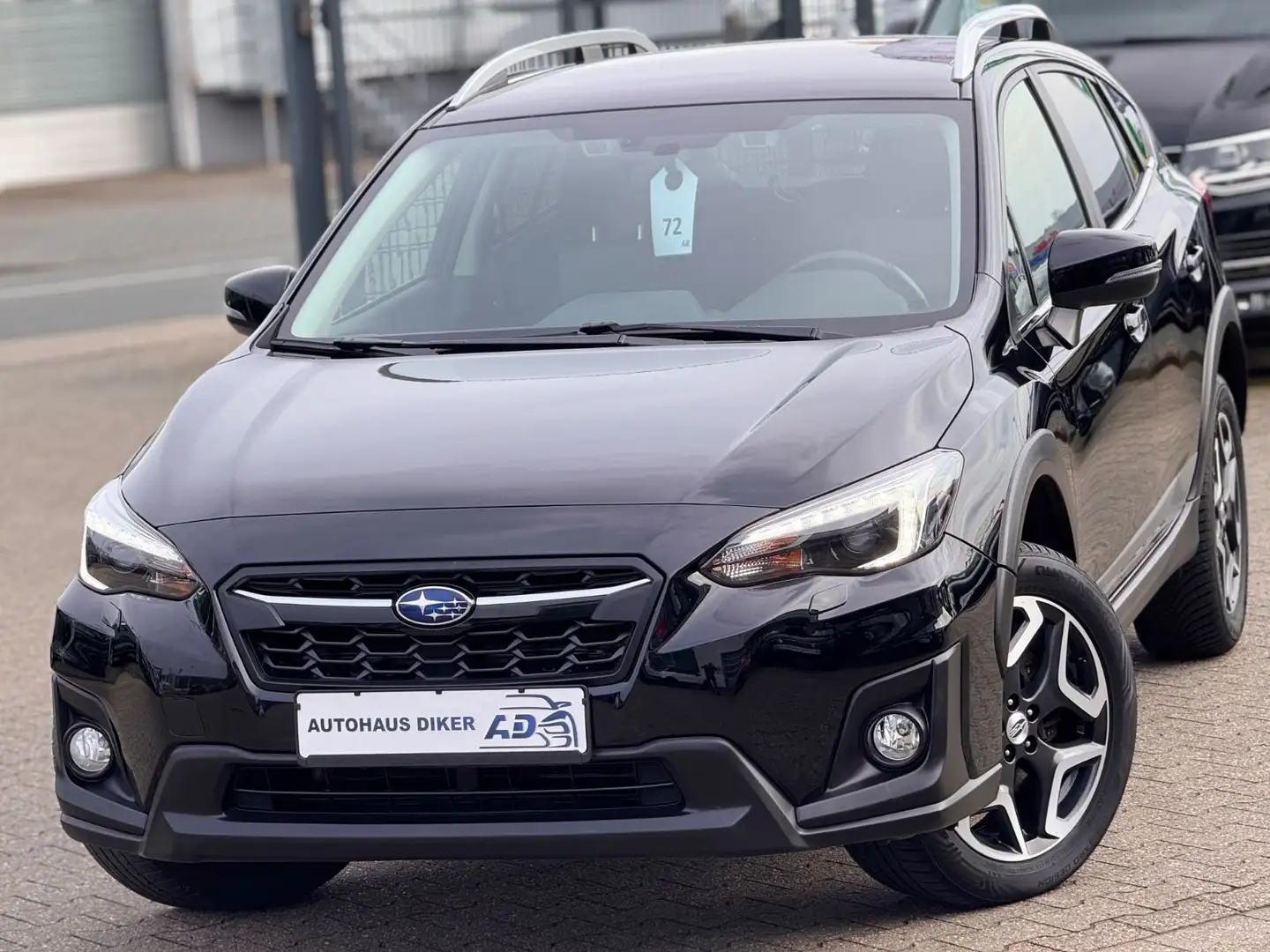 Subaru XV 2.0 i 4WD Comfort Schwarz - 1