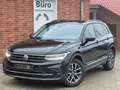 Volkswagen Tiguan Life*ACC/KAMERA/CARPLAY/AHK/LANEASSIST/KLIMA/1HAND Noir - thumbnail 1